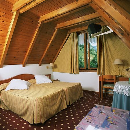 Hotel Edelweiss Arties Esterno foto