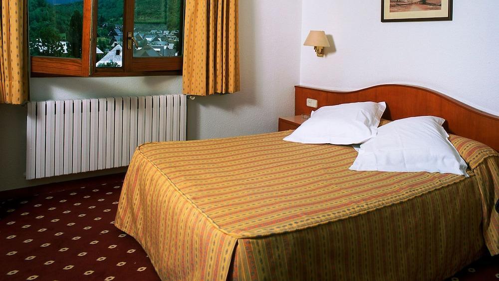 Hotel Edelweiss Arties Esterno foto