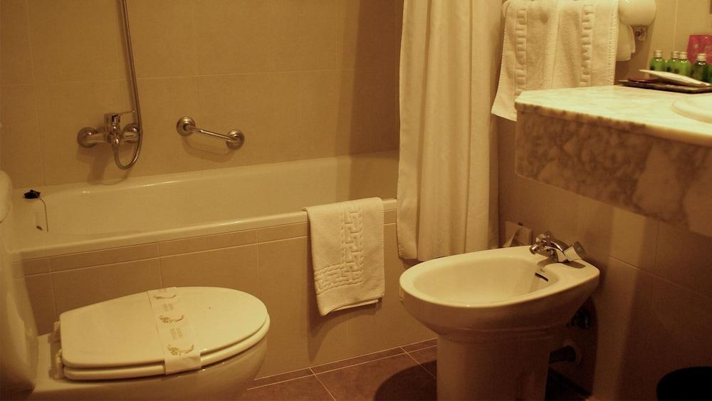 Hotel Edelweiss Arties Esterno foto