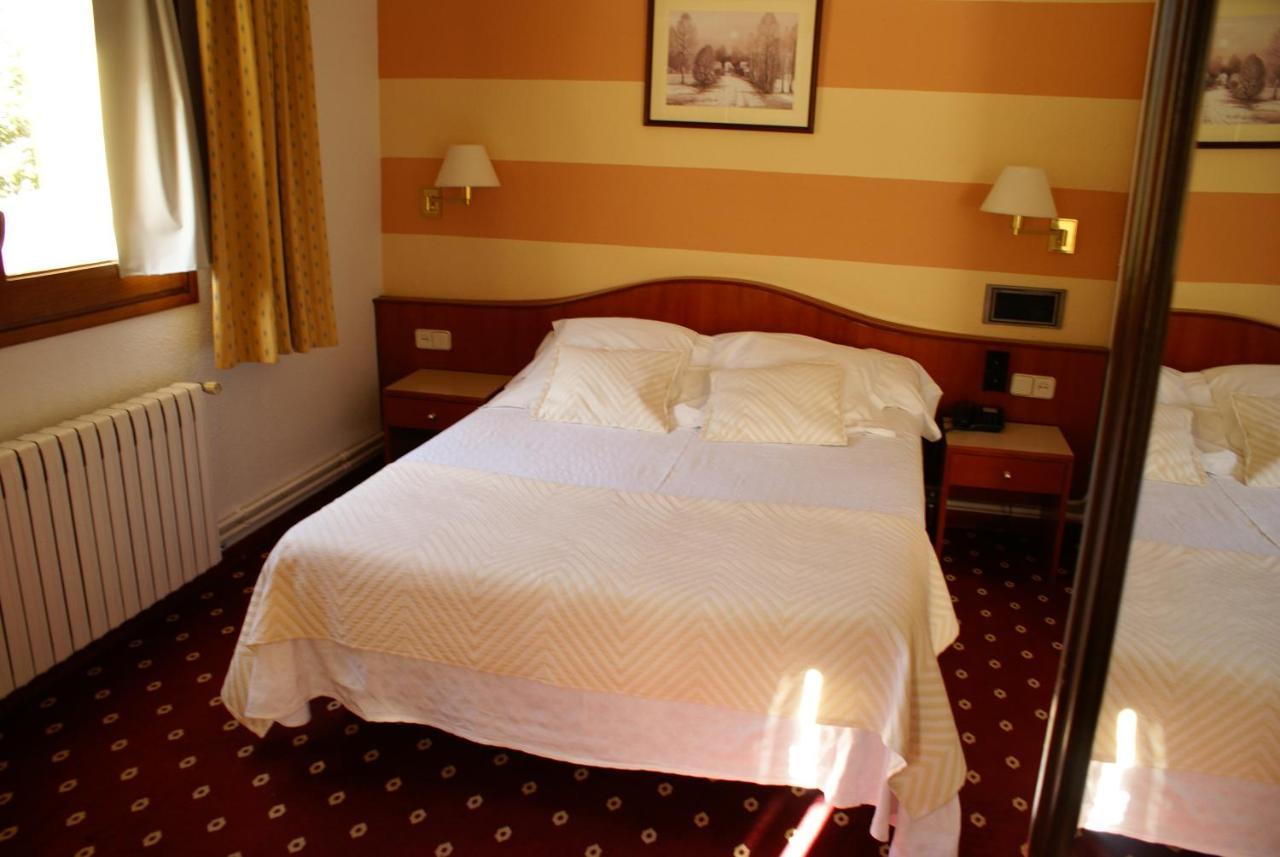 Hotel Edelweiss Arties Esterno foto