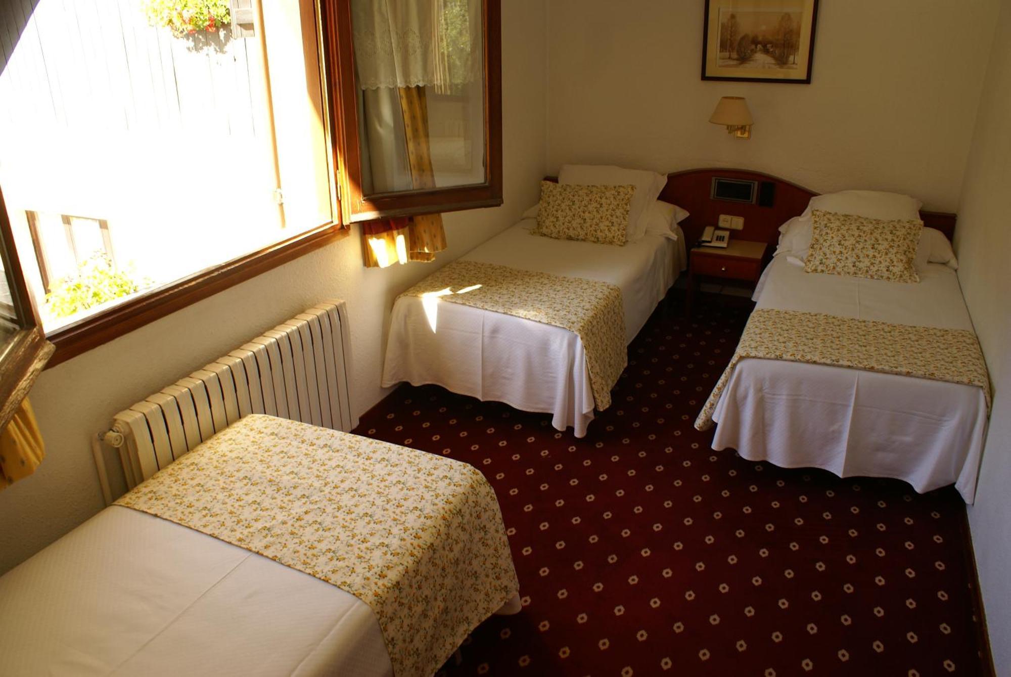 Hotel Edelweiss Arties Esterno foto