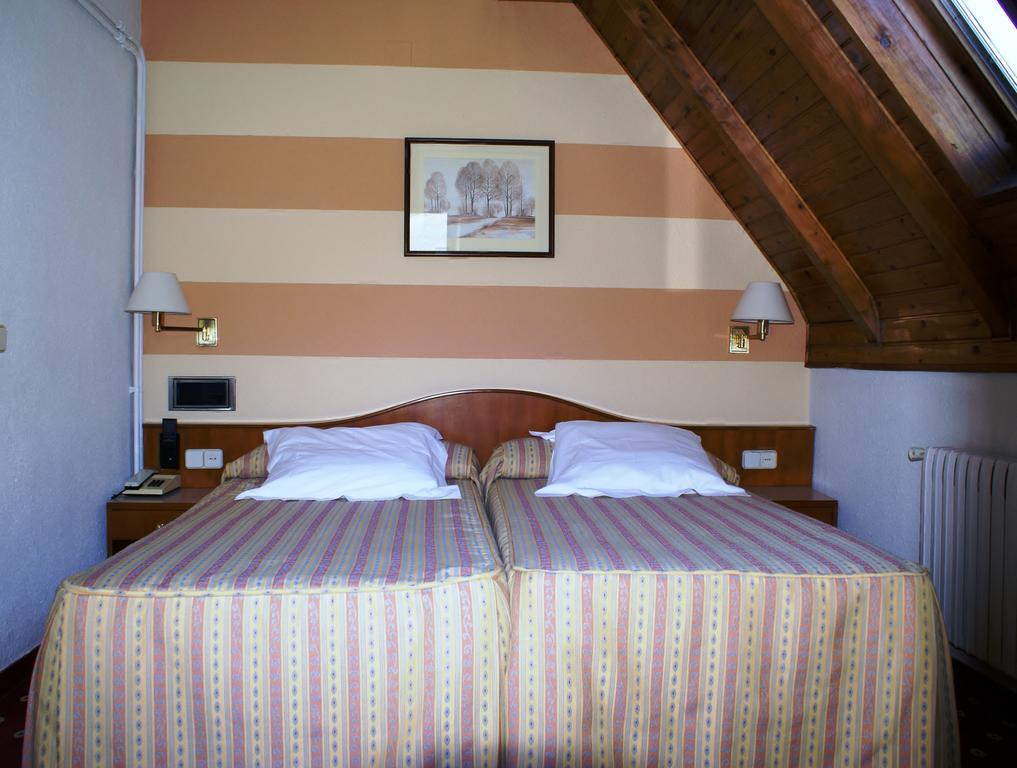 Hotel Edelweiss Arties Esterno foto
